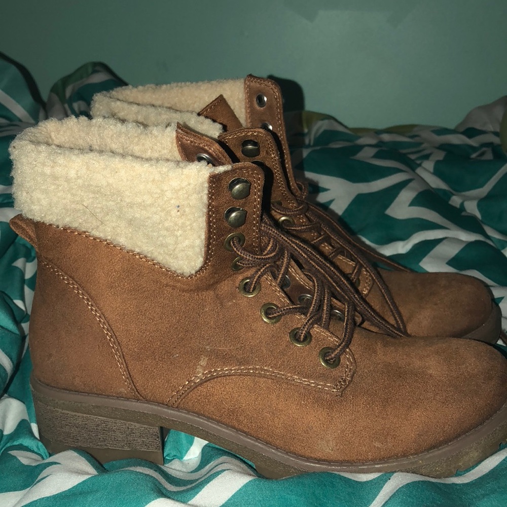 Mossimo Lace Up Booties